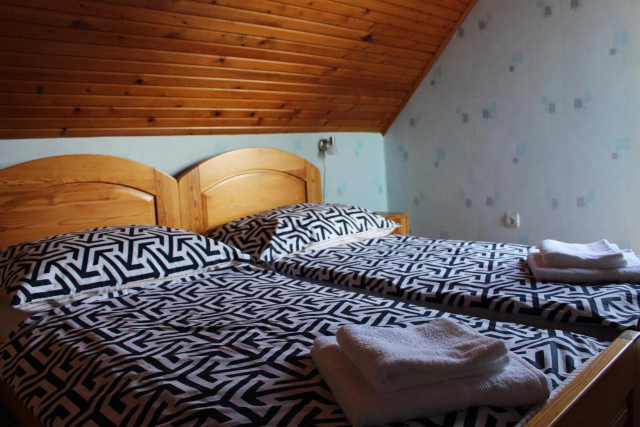Alsóörs Lizi Apartman מראה חיצוני תמונה